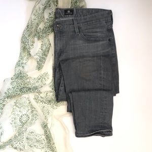 AG Adriano Goldschmied The Nikki Relaxed Skinny  Jeans Size 31 R Gray